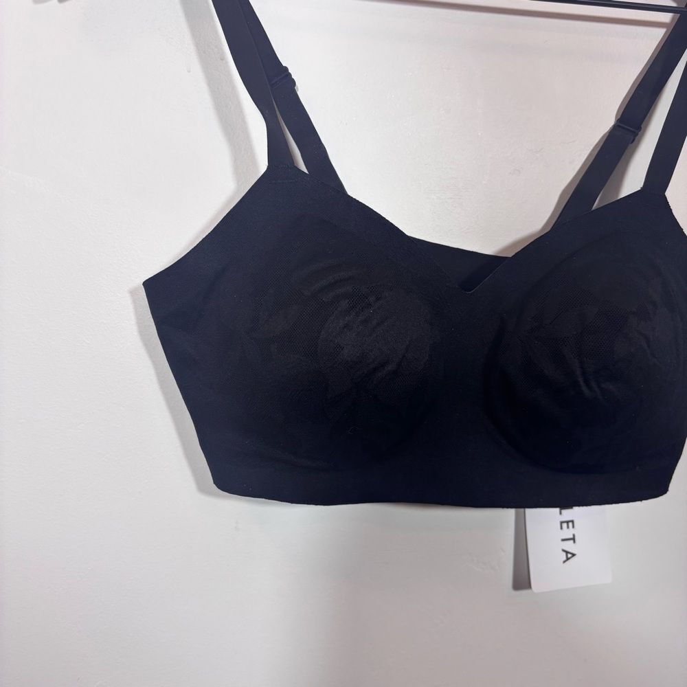 Athleta Ritual Lace Adjustable Bra NEW with tags Large A/C Black Lace - Picture 5 of 12